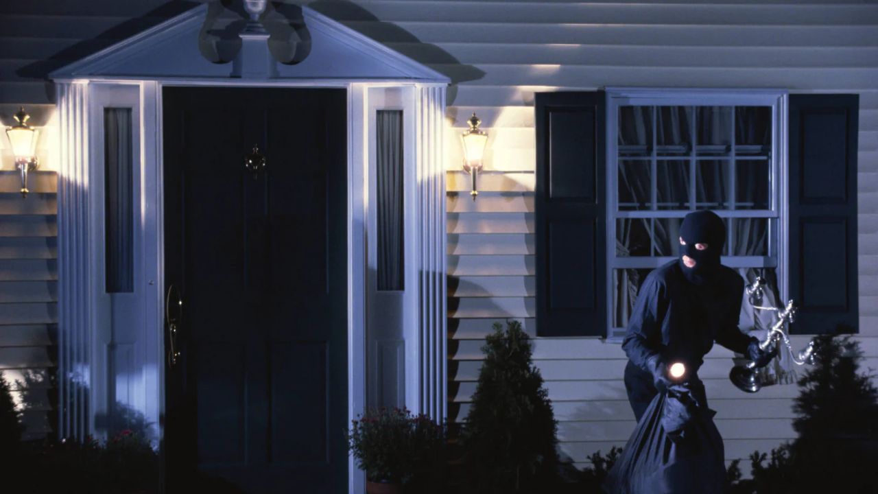 How Does Aosu Balances Privacy and Security for Safe Home Surveillance?