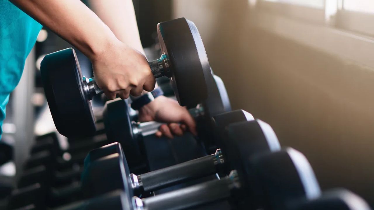 Key Benefits of Buying Dumbbells Directly From a Factory