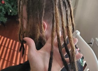 Tips for Men on Choosing the Right Dread Extensions